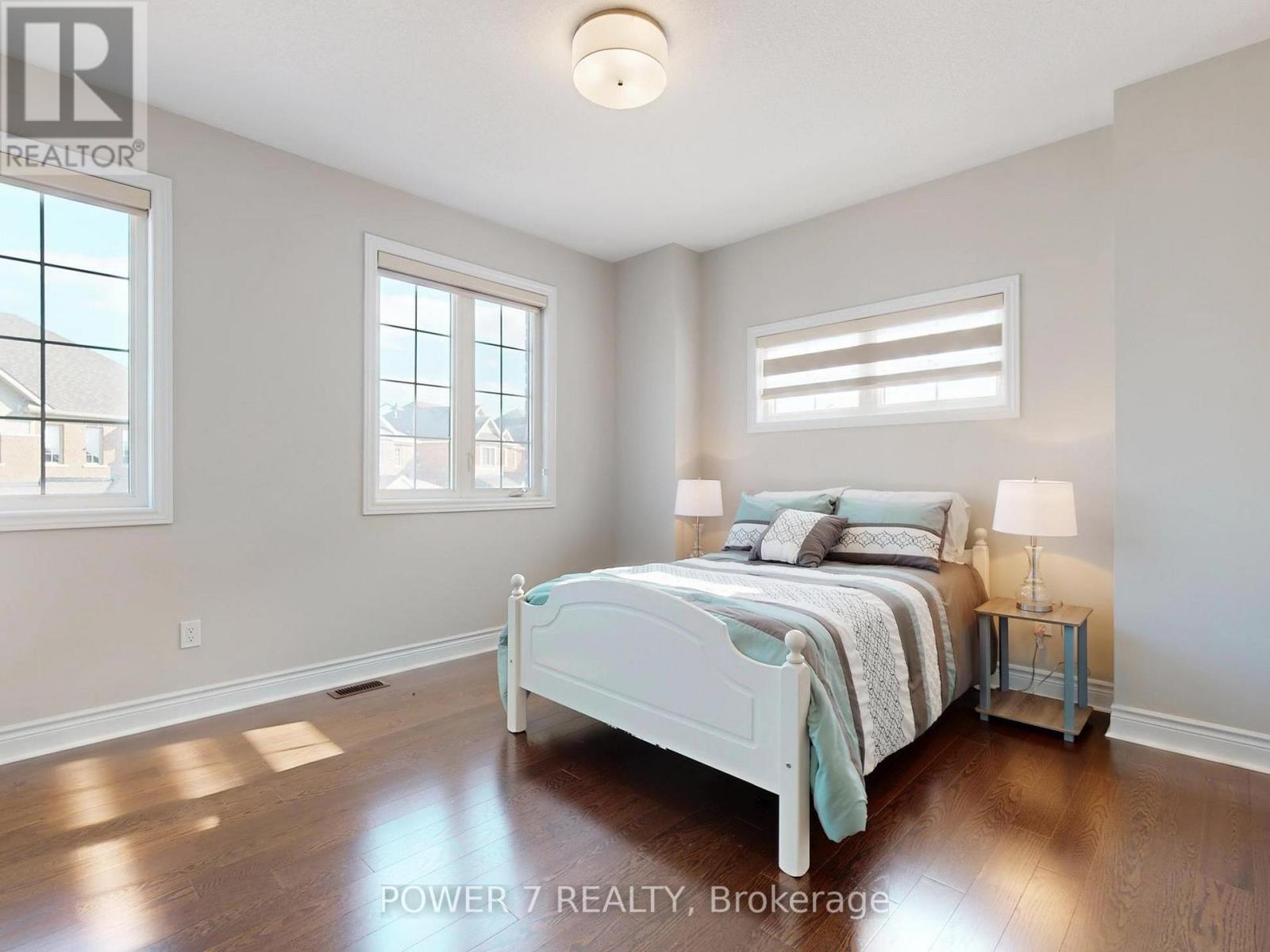 61 Match Point Court, Aurora, Ontario  L4G 3J1 - Photo 35 - N12990194