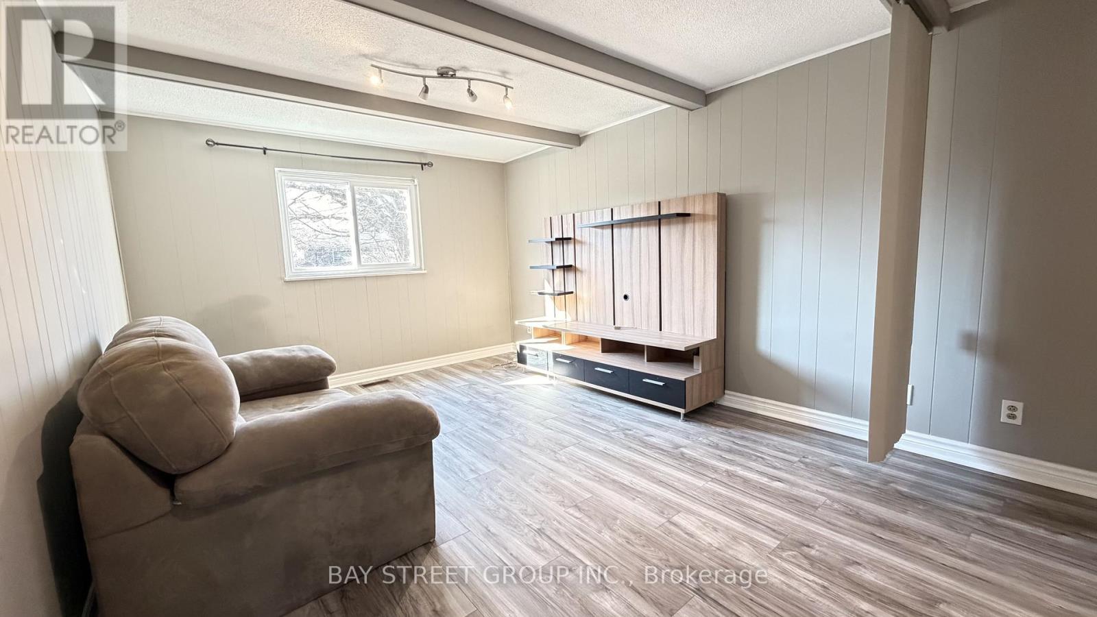 31 Colonsay Road, Markham, Ontario  L3T 3E9 - Photo 11 - N12990226