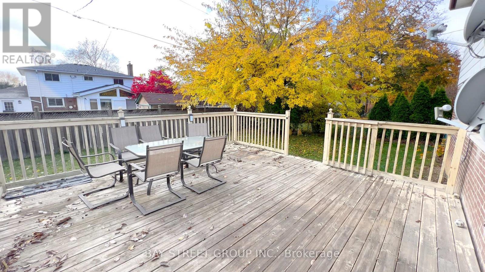 31 Colonsay Road, Markham, Ontario  L3T 3E9 - Photo 15 - N12990226