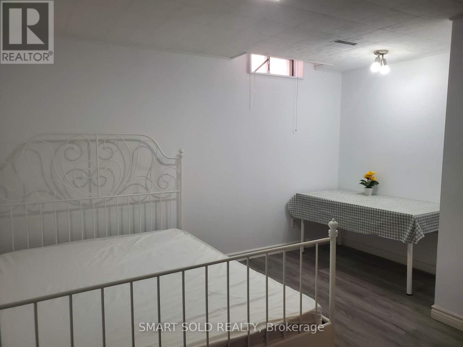 148 Castlehill Road, Vaughan, Ontario  L6A 1N7 - Photo 20 - N12990262