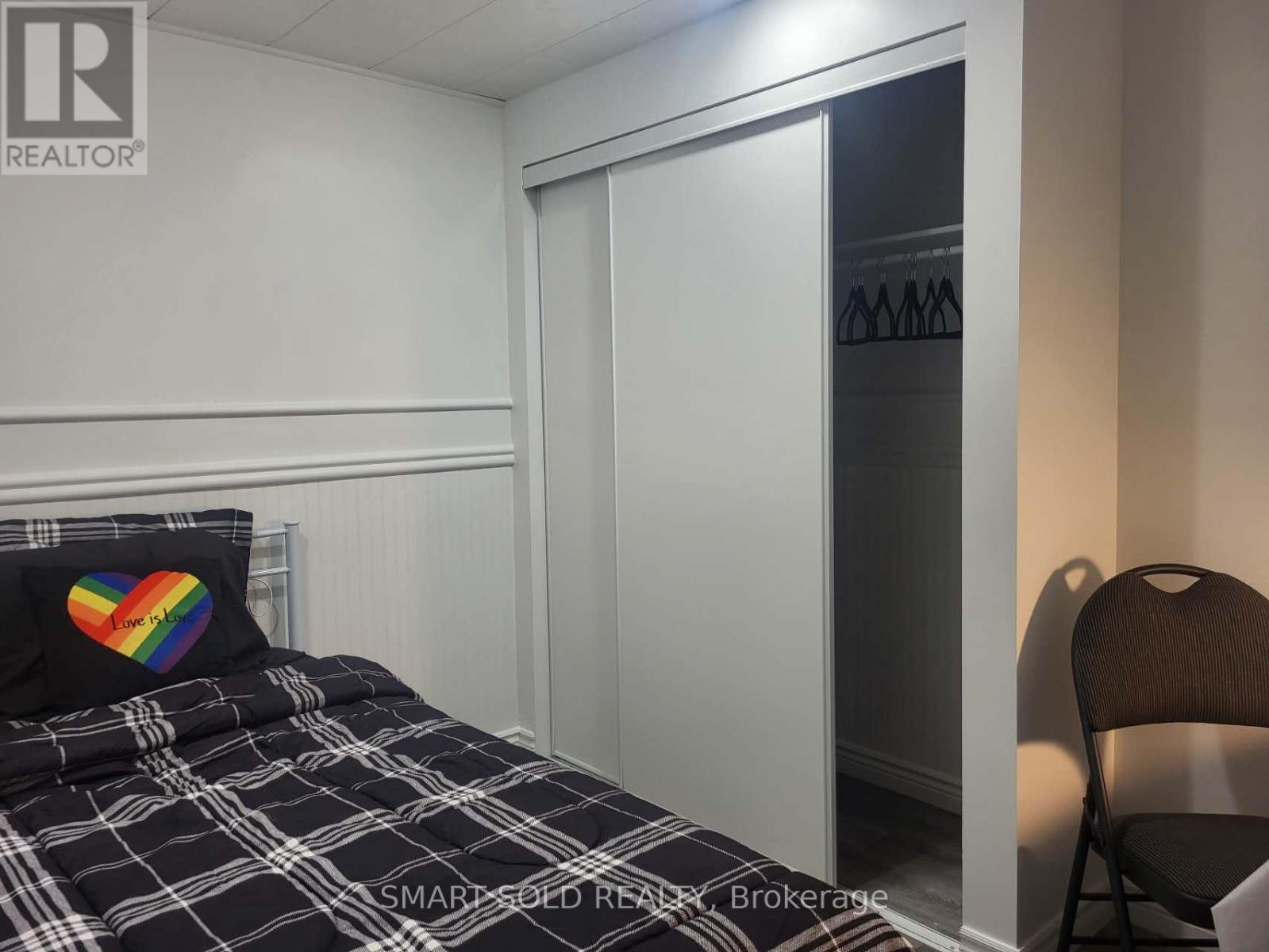 148 Castlehill Road, Vaughan, Ontario  L6A 1N7 - Photo 22 - N12990262