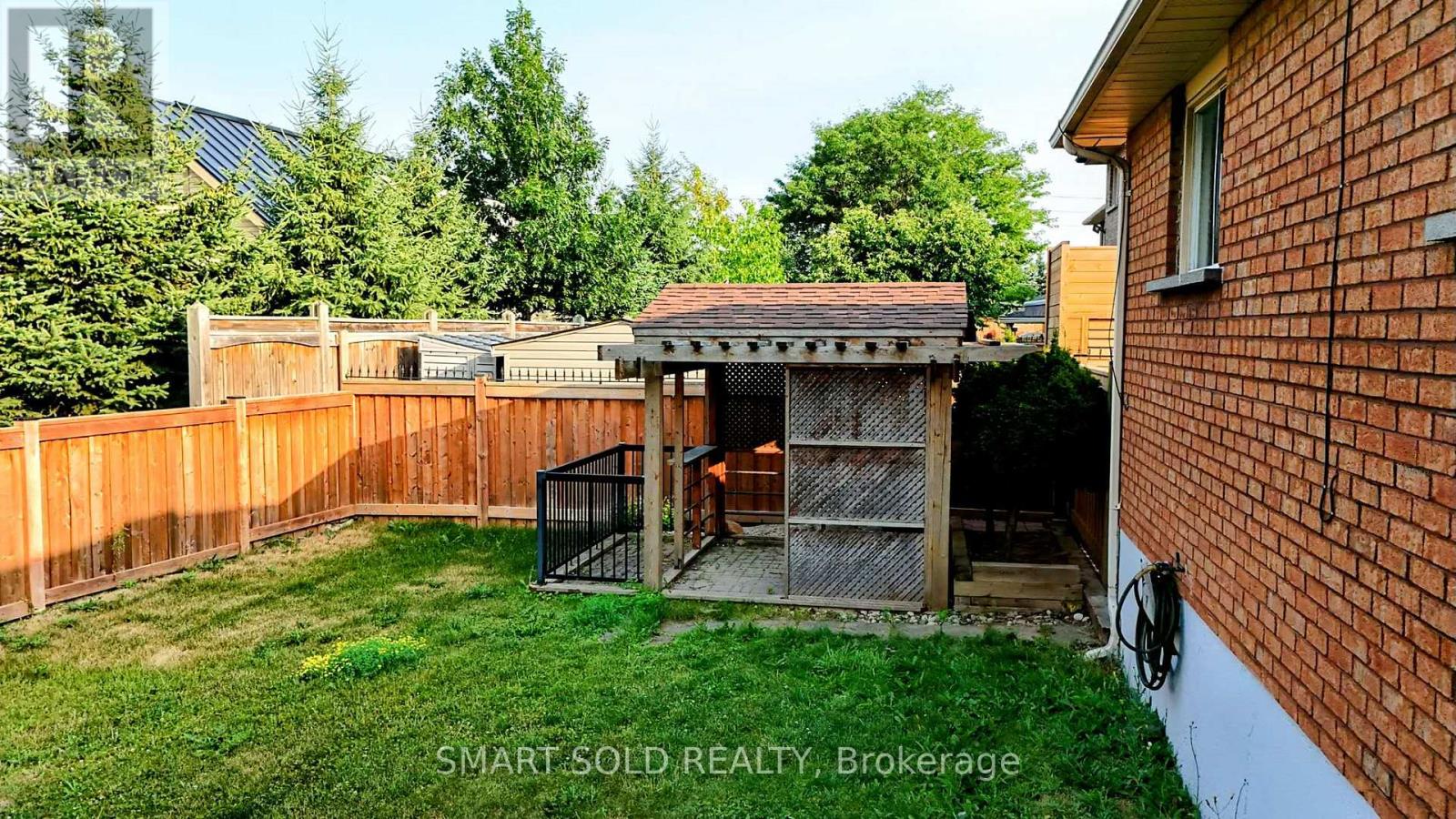 148 Castlehill Road, Vaughan, Ontario  L6A 1N7 - Photo 25 - N12990262