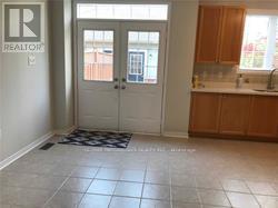 67 Yale Lane, Markham, Ontario  L6B 1G7 - Photo 11 - N12990334