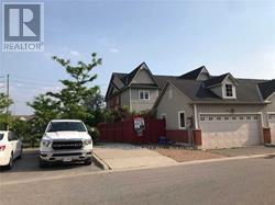 67 Yale Lane, Markham, Ontario  L6B 1G7 - Photo 3 - N12990334