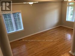 67 Yale Lane, Markham, Ontario  L6B 1G7 - Photo 5 - N12990334