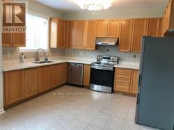 67 Yale Lane, Markham, Ontario  L6B 1G7 - Photo 8 - N12990334