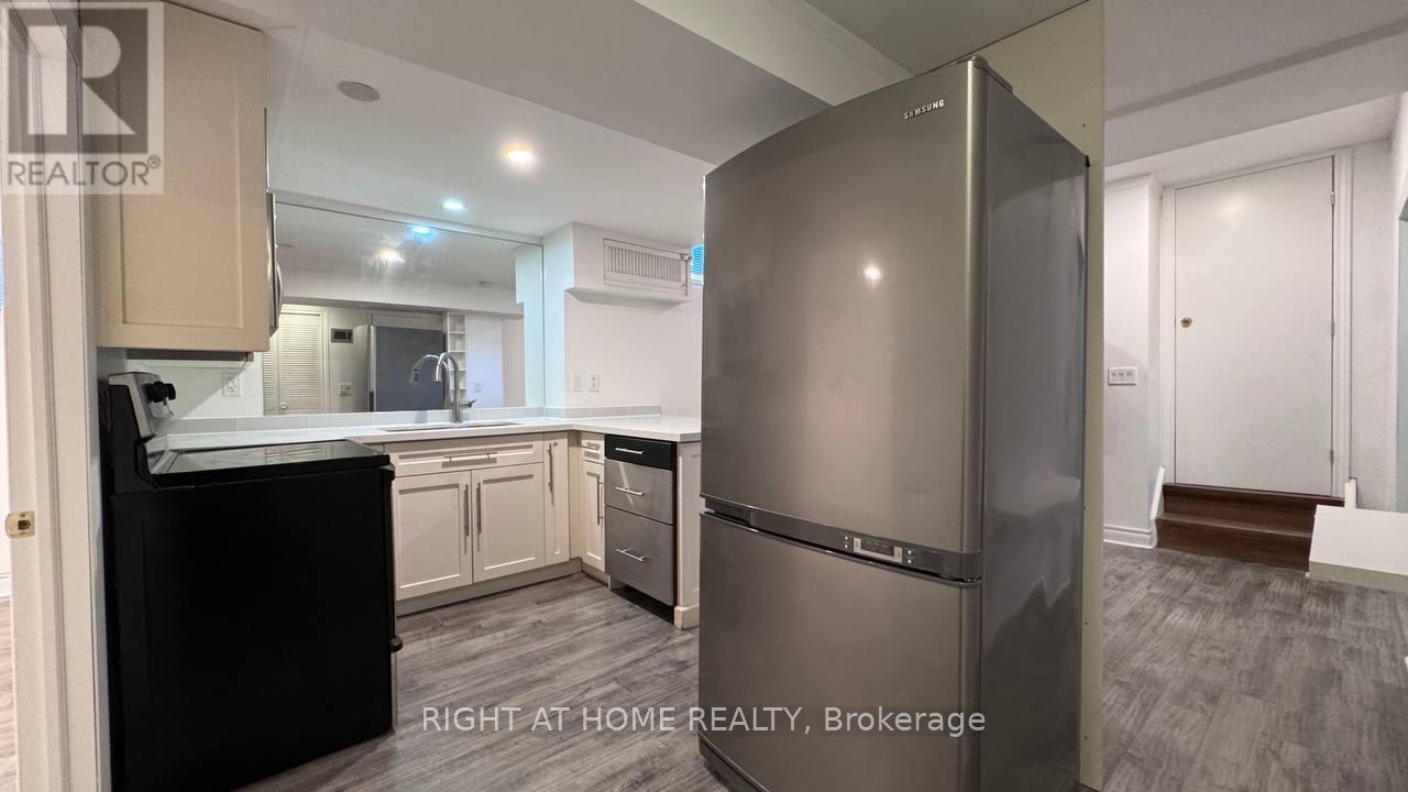 Basement - 24 Jondan Crescent, Markham, Ontario  L3T 3Z5 - Photo 9 - N12990378