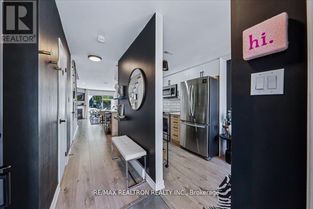 4 - 2 Laguna Parkway, Ramara, Ontario  L0K 1B0 - Photo 5 - S12990356