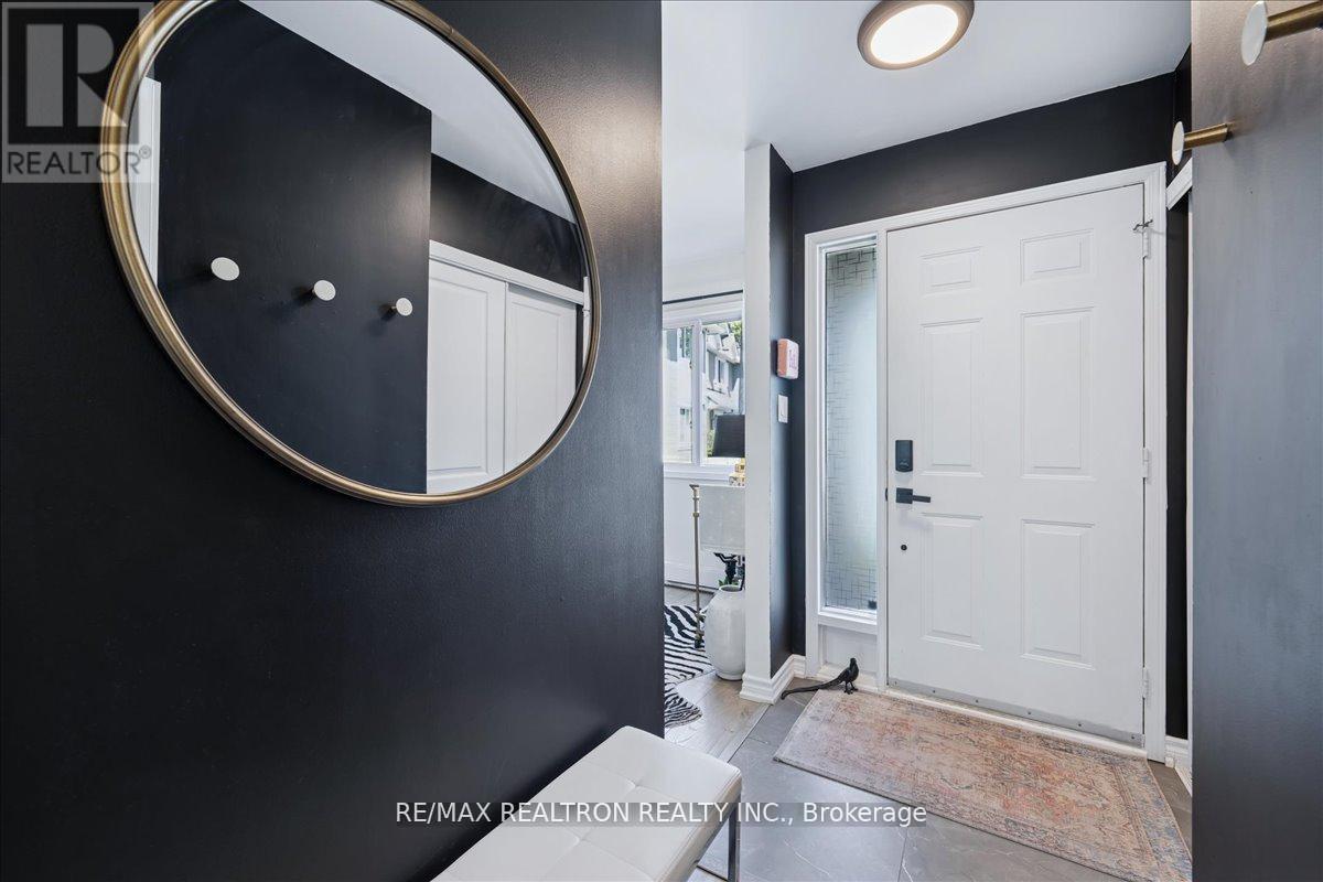 4 - 2 Laguna Parkway, Ramara, Ontario  L0K 1B0 - Photo 6 - S12990356