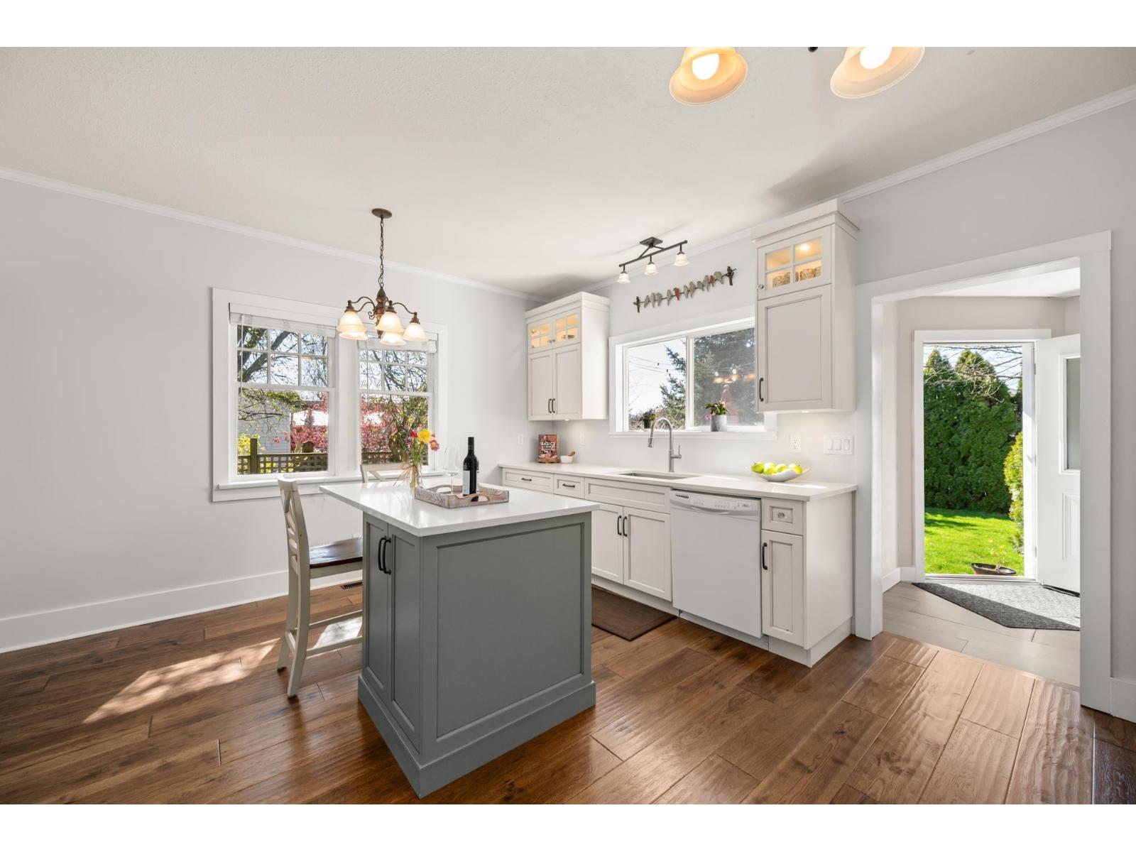 5695 Riverside Street, Abbotsford, British Columbia  V4X 1T4 - Photo 11 - R3110159