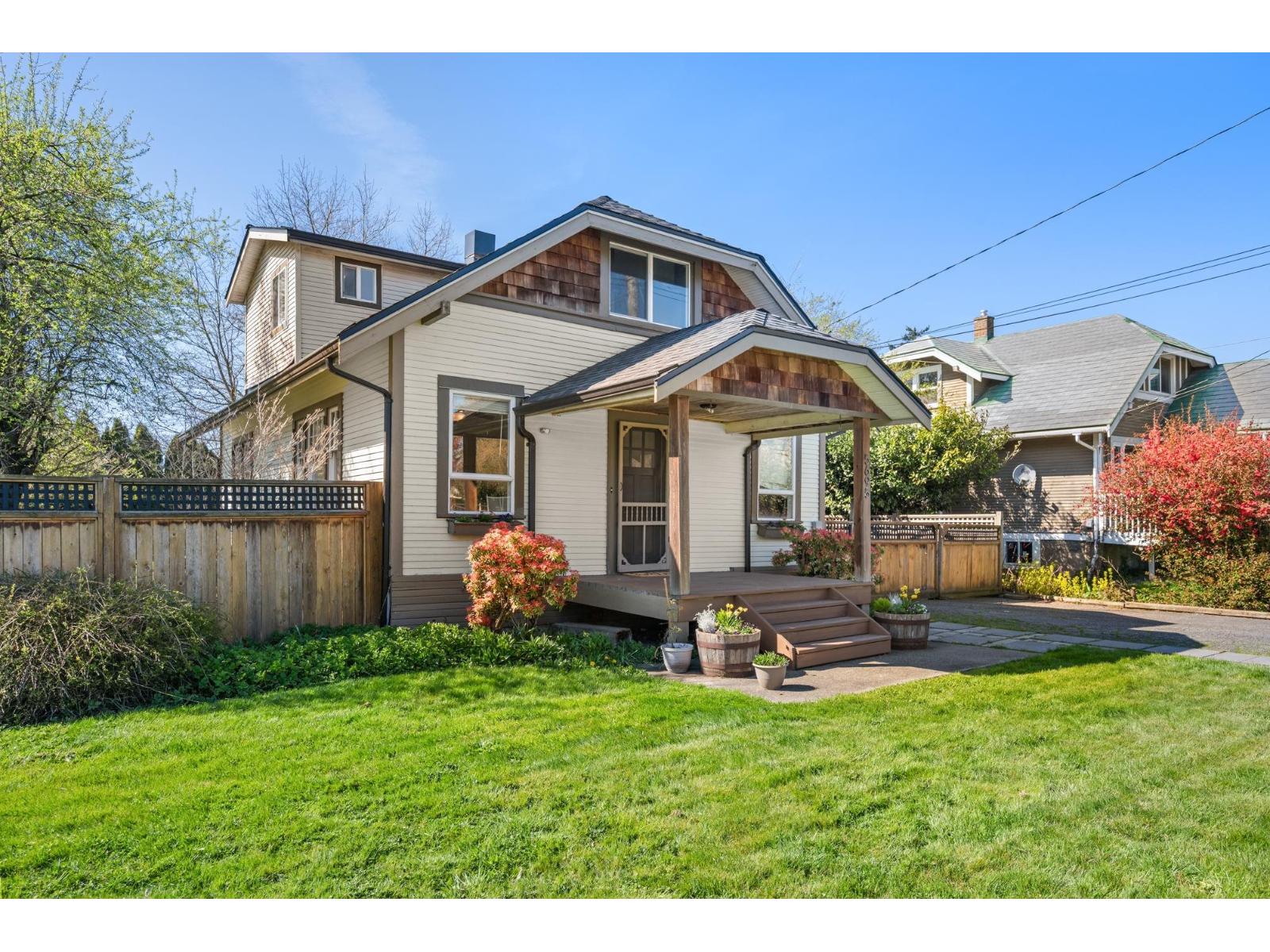 5695 Riverside Street, Abbotsford, British Columbia  V4X 1T4 - Photo 1 - R3110159