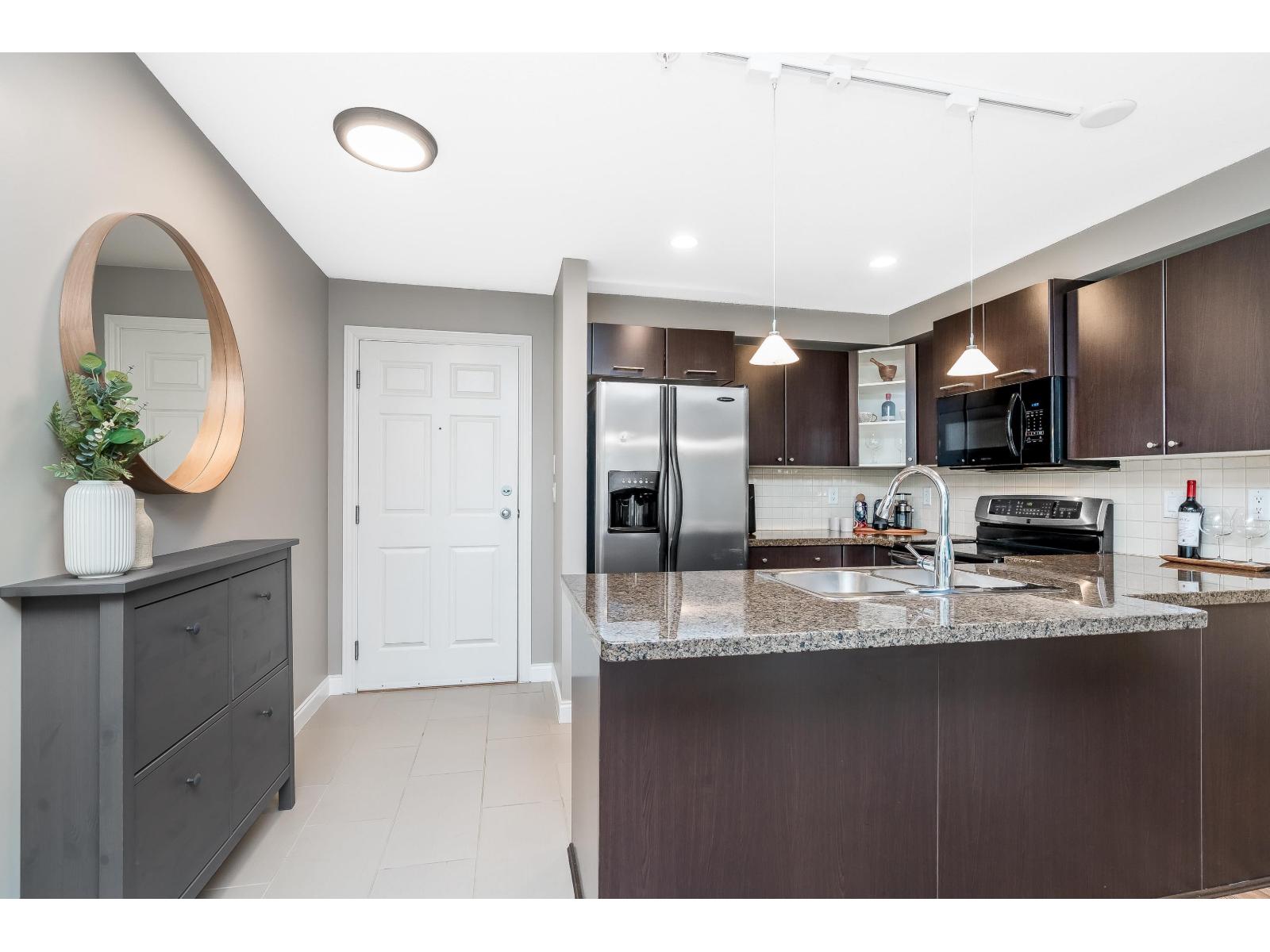 107 5454 198 Street, Langley, British Columbia  V3A 1G2 - Photo 6 - R3026539