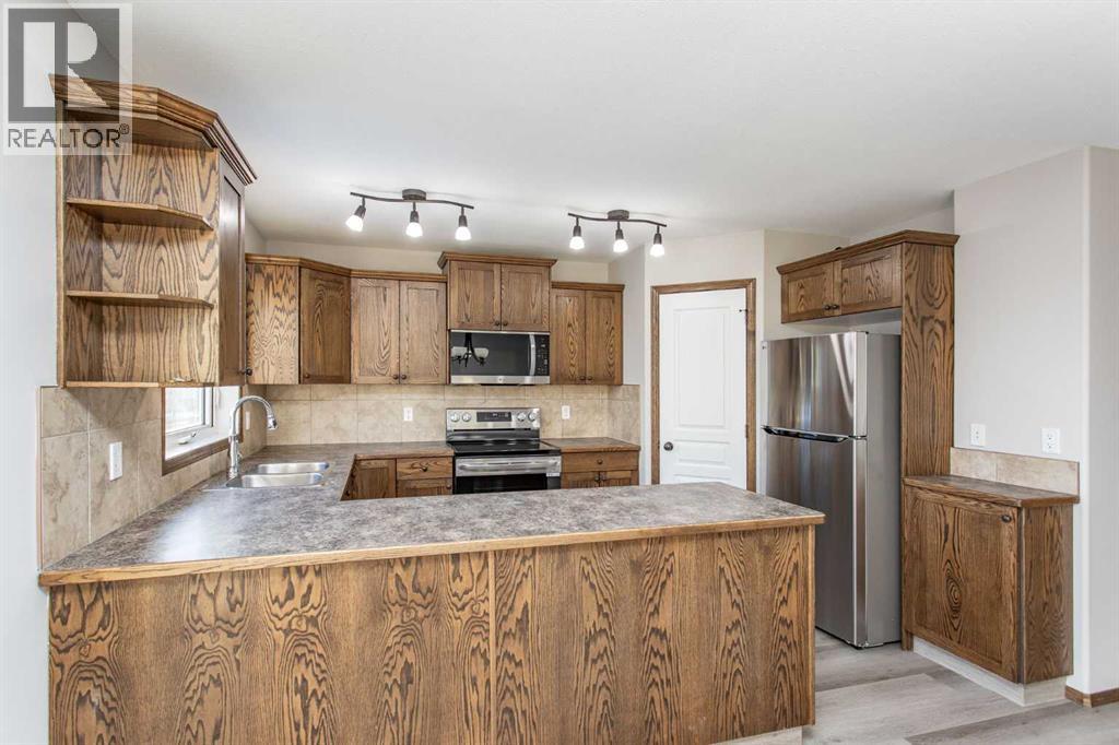 92 Iron Wolf Boulevard, Lacombe, Alberta  T4L 0C7 - Photo 12 - A2298162