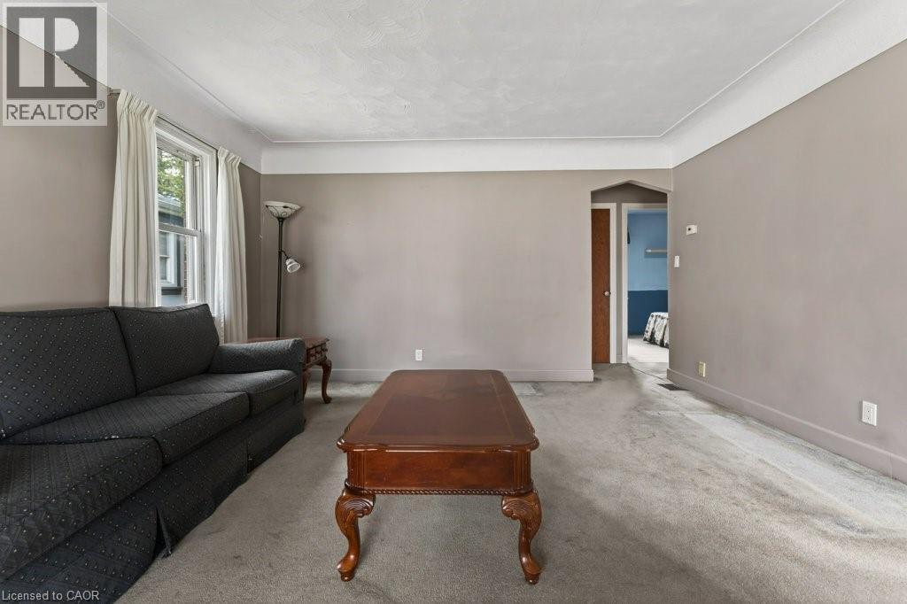 69 West 4th Street, Hamilton, Ontario  L9C 3M6 - Photo 7 - 40815419