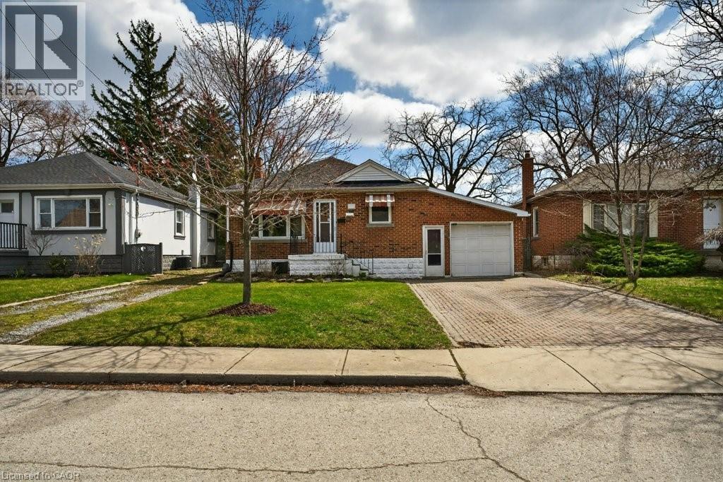 69 West 4th Street, Hamilton, Ontario  L9C 3M6 - Photo 2 - 40815419