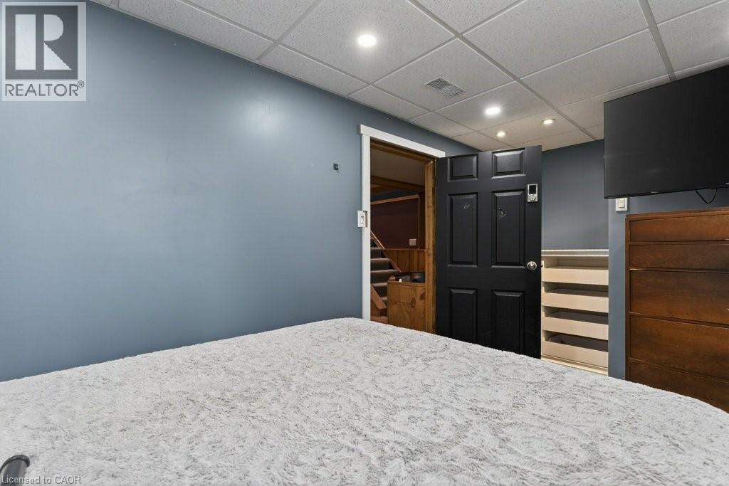 69 West 4th Street, Hamilton, Ontario  L9C 3M6 - Photo 23 - 40815419