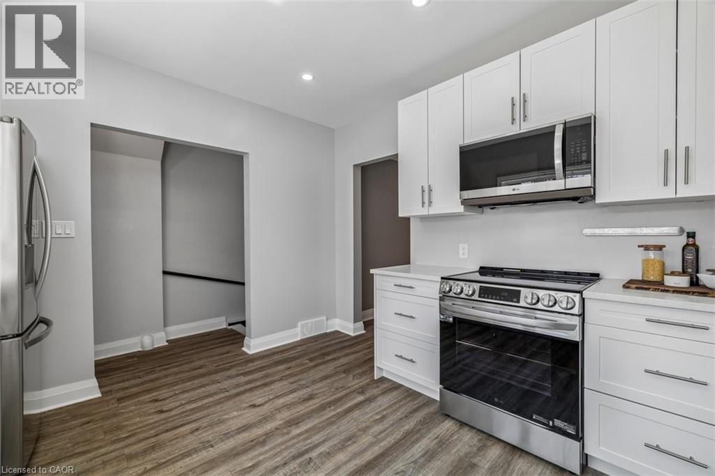 56 James Street, Dundas, Ontario  L9H 2J7 - Photo 12 - 40818859