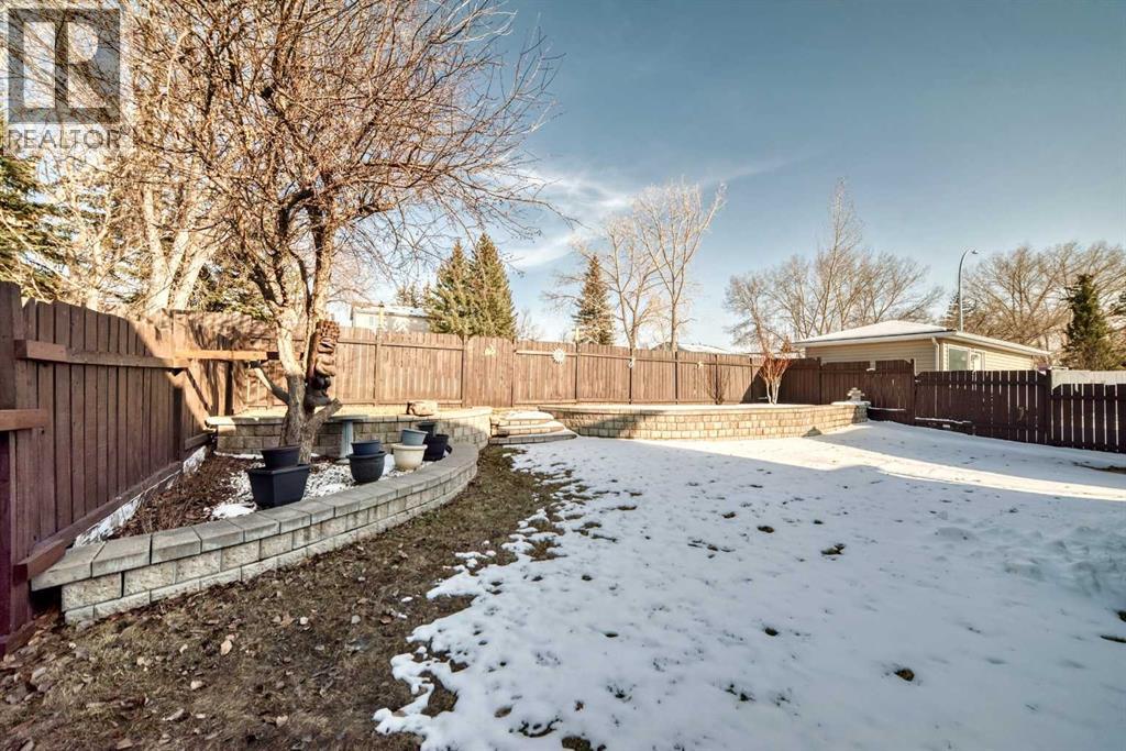 8 Meadow Place SE, Airdrie, Alberta T4A 1W4 - Photo 35 - A2299404