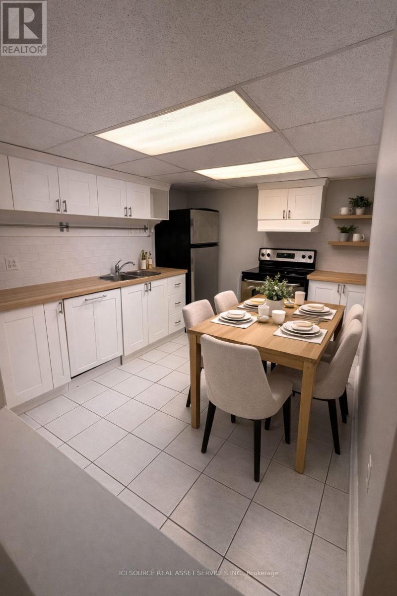 Basement - 31 Greenwood Crescent, Brampton, Ontario  L6S 1T2 - Photo 5 - W12990152