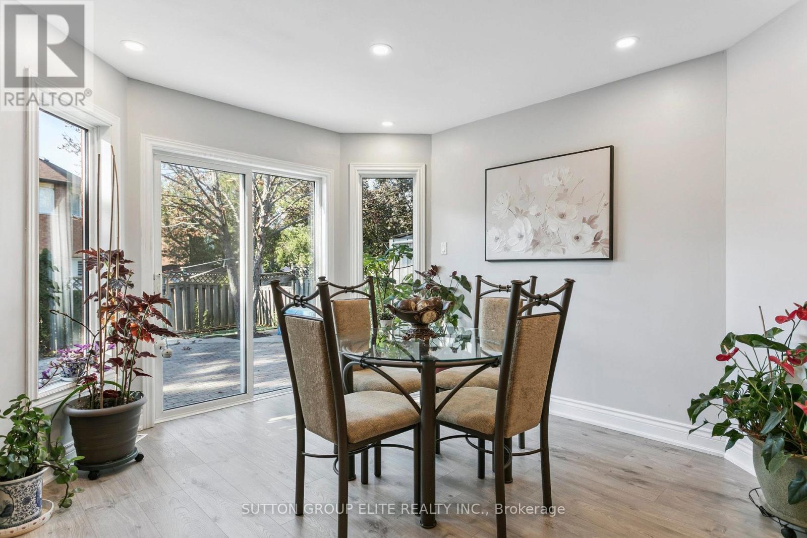 5824 Prairie Circle, Mississauga, Ontario  L5N 6B4 - Photo 13 - W12990178