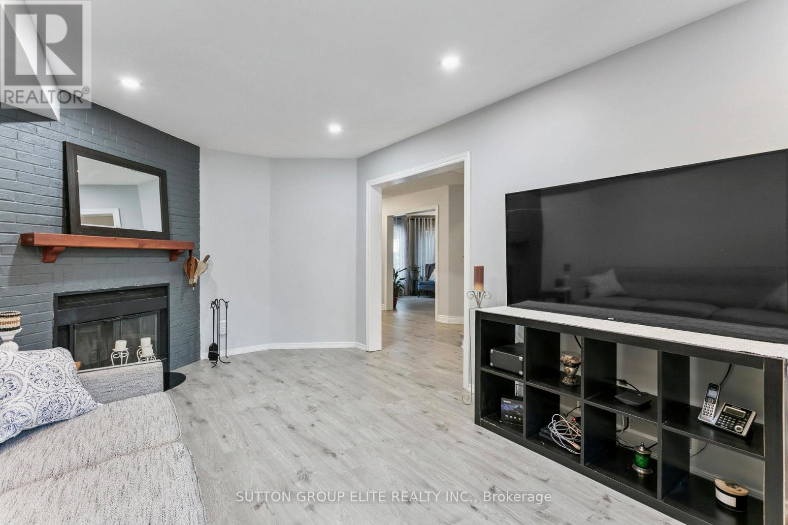 5824 Prairie Circle, Mississauga, Ontario  L5N 6B4 - Photo 17 - W12990178