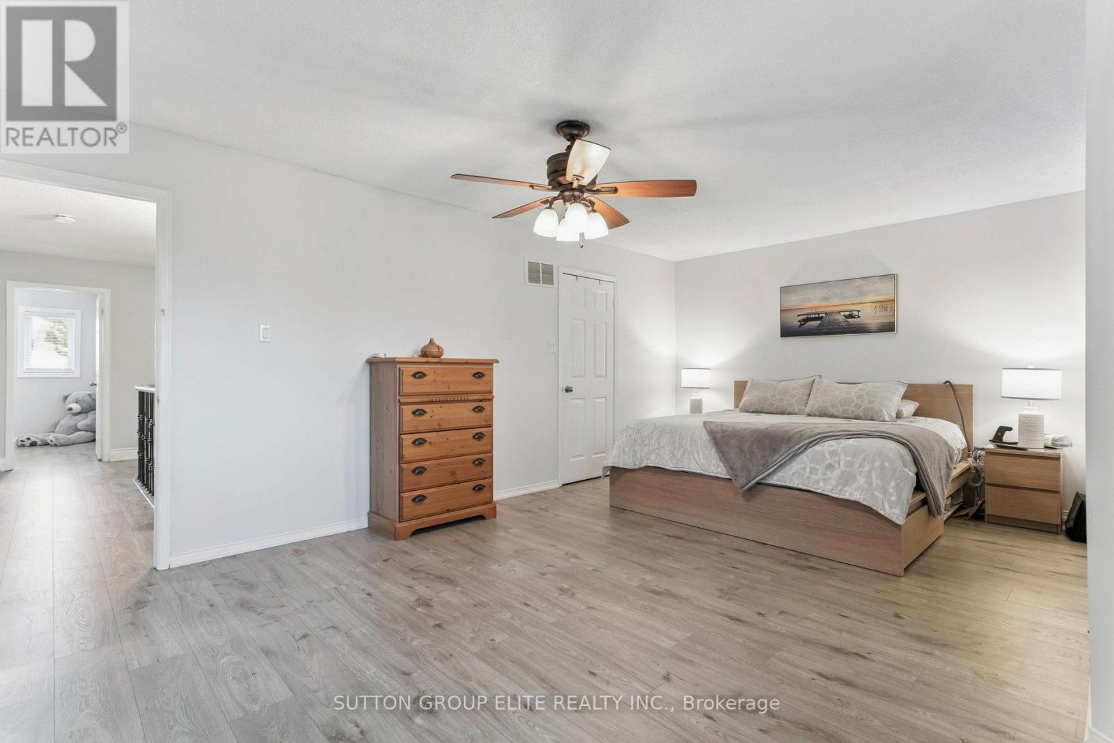 5824 Prairie Circle, Mississauga, Ontario  L5N 6B4 - Photo 32 - W12990178