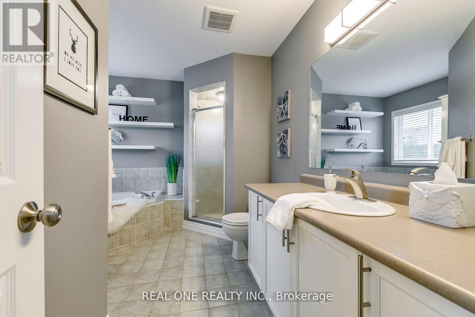 368 Kittridge Road, Oakville, Ontario  L6H 7K6 - Photo 28 - W12990206