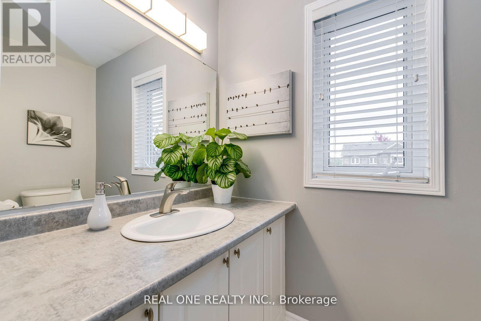 368 Kittridge Road, Oakville, Ontario  L6H 7K6 - Photo 29 - W12990206