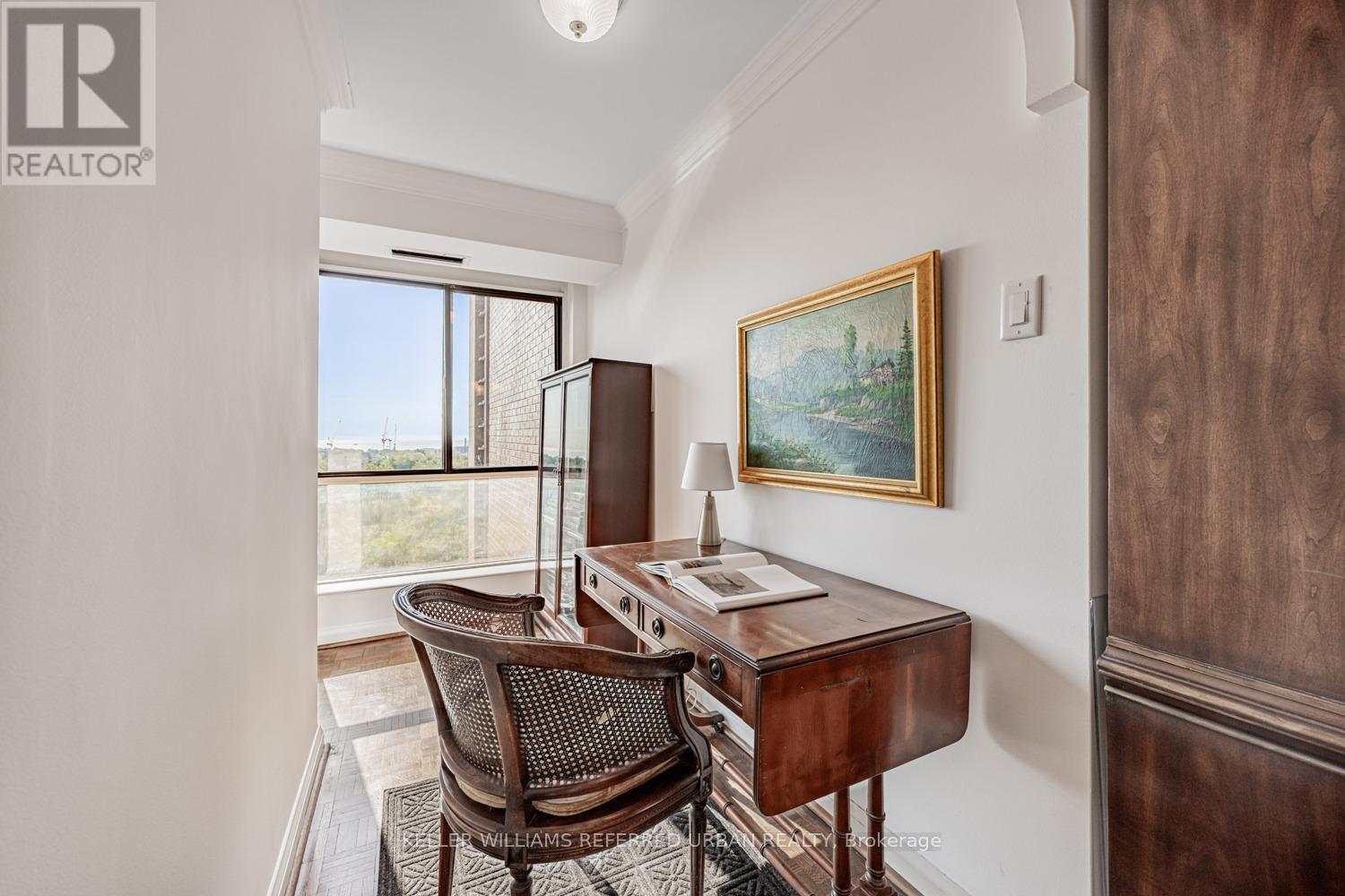 1409 - 1400 Dixie Road, Mississauga, Ontario  L5E 3E1 - Photo 11 - W12990210