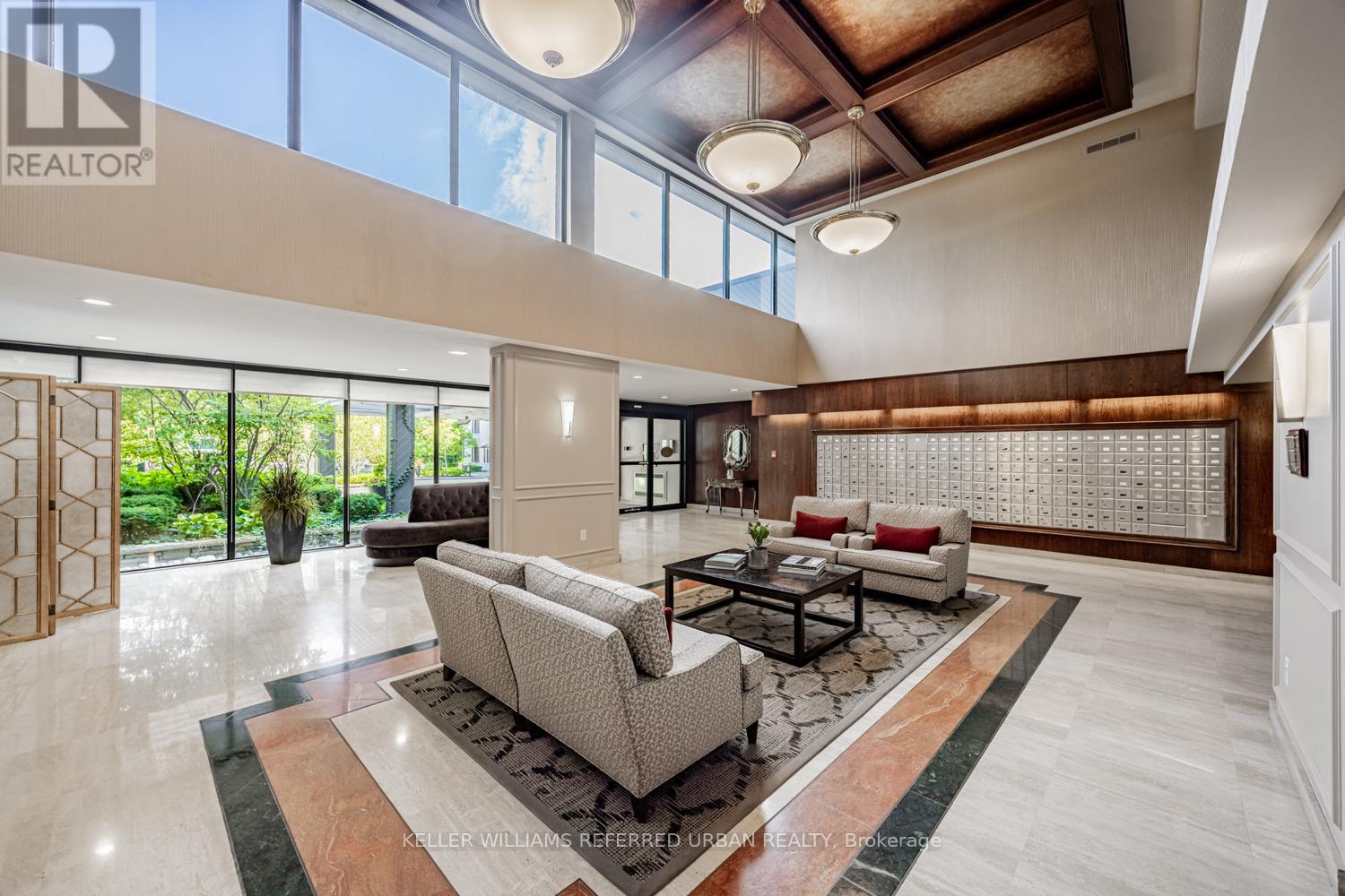 1409 - 1400 Dixie Road, Mississauga, Ontario  L5E 3E1 - Photo 2 - W12990210