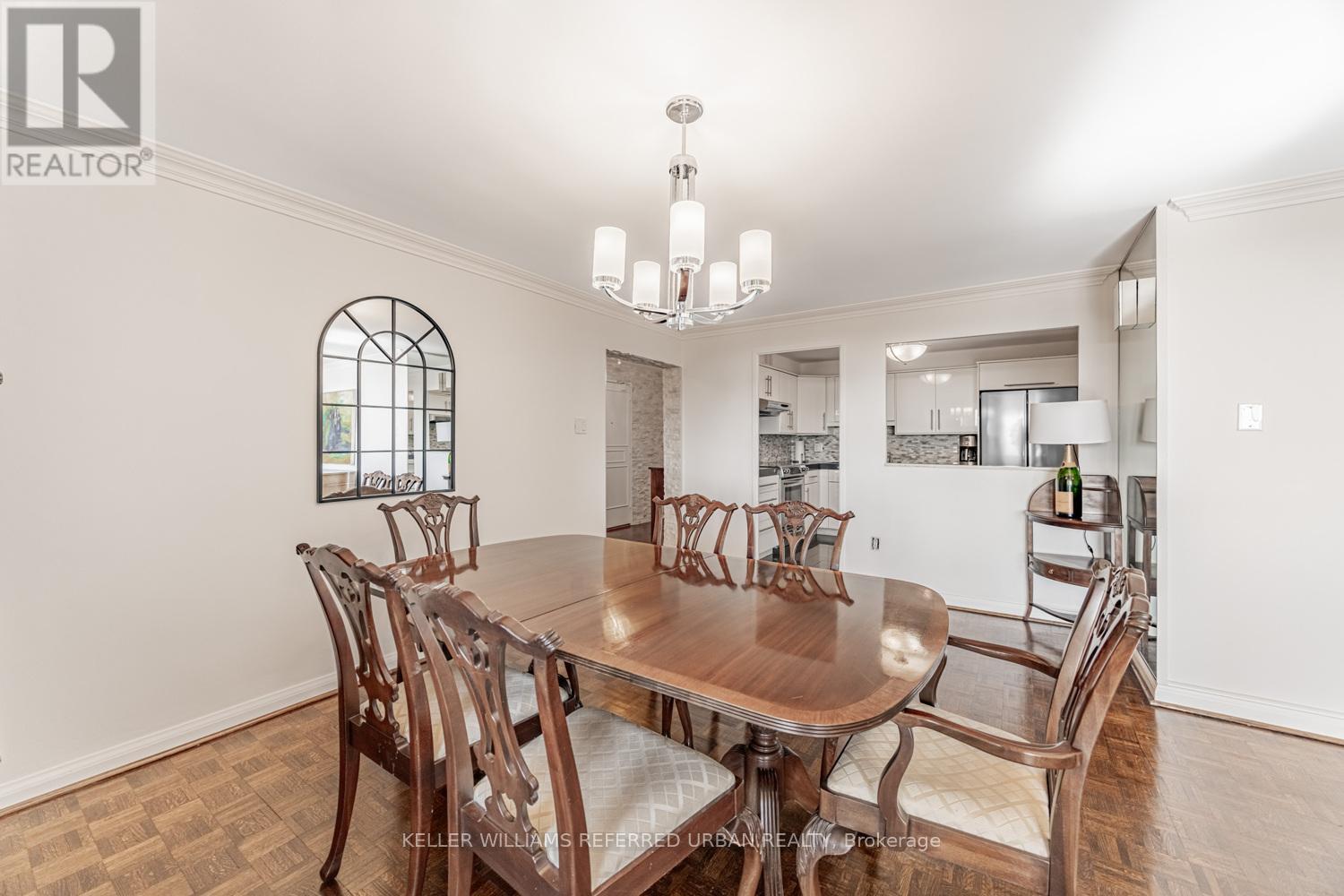 1409 - 1400 Dixie Road, Mississauga, Ontario  L5E 3E1 - Photo 6 - W12990210