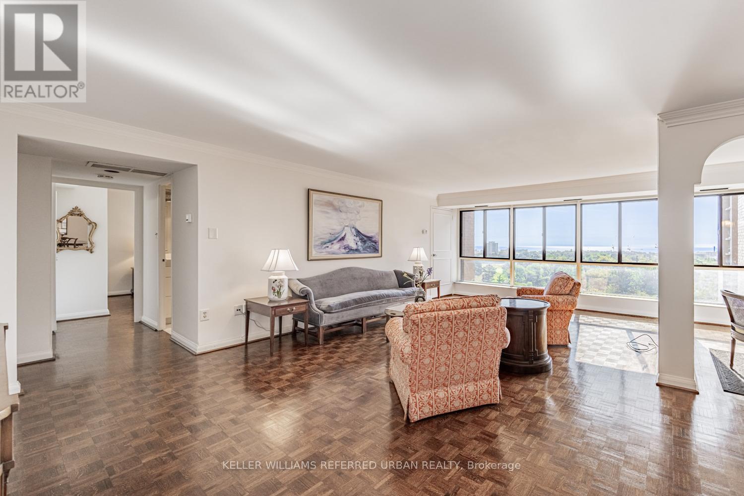 1409 - 1400 Dixie Road, Mississauga, Ontario  L5E 3E1 - Photo 7 - W12990210