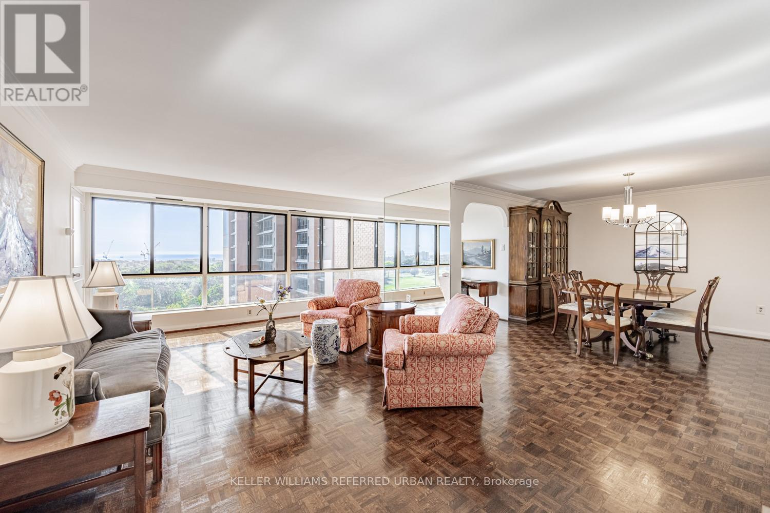 1409 - 1400 Dixie Road, Mississauga, Ontario  L5E 3E1 - Photo 8 - W12990210