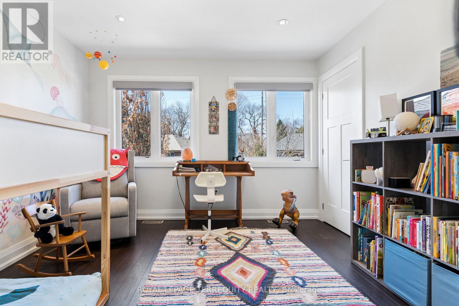 83 Humbercrest Boulevard, Toronto, Ontario M6S 4L2 - Photo 21 - W12990212