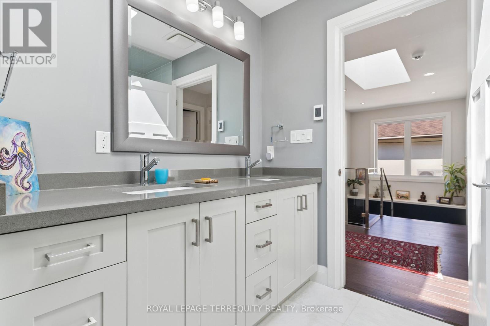 83 Humbercrest Boulevard, Toronto, Ontario M6S 4L2 - Photo 23 - W12990212