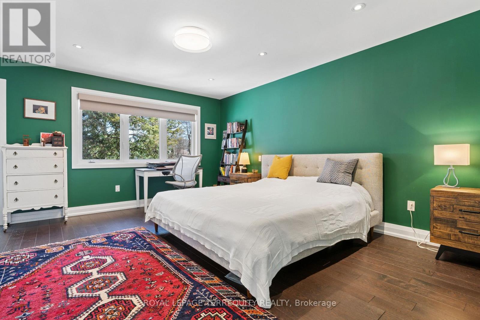 83 Humbercrest Boulevard, Toronto, Ontario M6S 4L2 - Photo 24 - W12990212