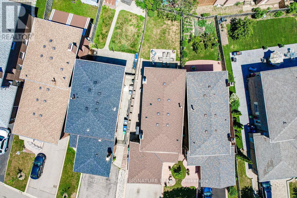 1106 Highgate Place, Mississauga, Ontario  L4W 3H4 - Photo 42 - W12990214