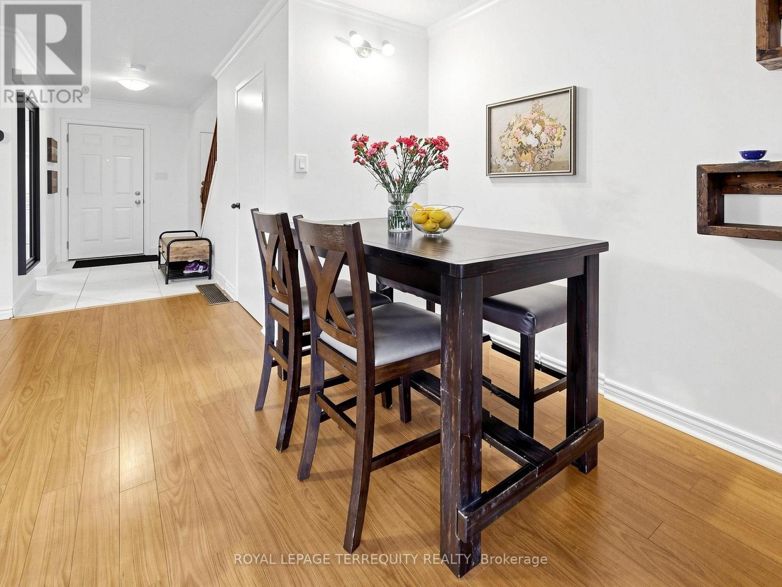 49 - 6730 Falconer Drive, Mississauga, Ontario  L5N 1L5 - Photo 9 - W12990240