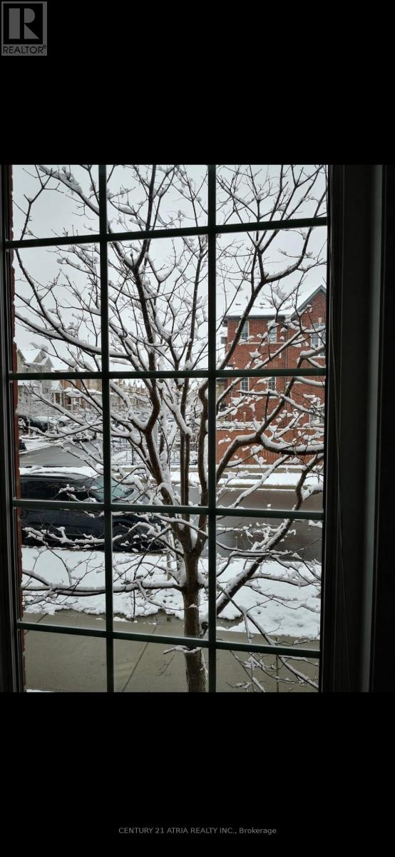 5 - 129 Isaac Devins Boulevard, Toronto, Ontario  M9M 0C4 - Photo 32 - W12990332