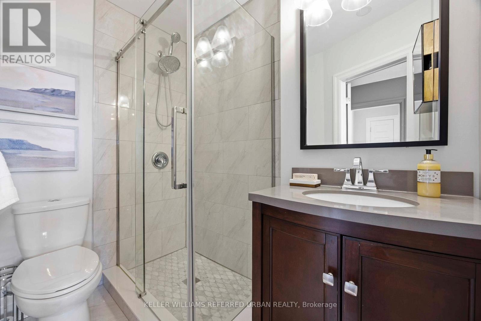 143 Grandravine Drive, Toronto, Ontario  M3J 1B3 - Photo 15 - W12990336