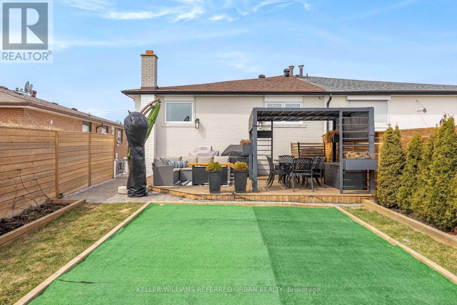 143 Grandravine Drive, Toronto, Ontario  M3J 1B3 - Photo 30 - W12990336