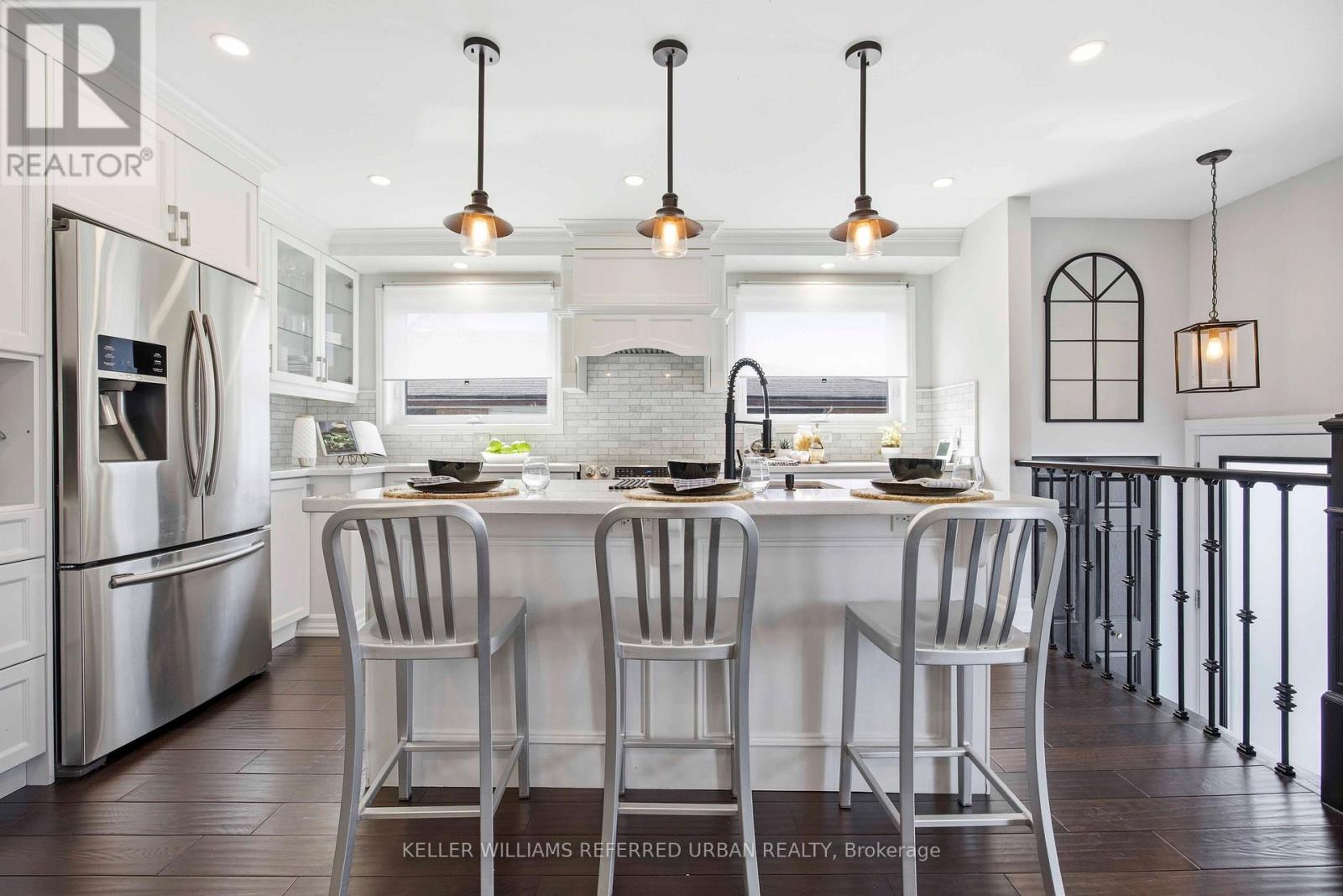 143 Grandravine Drive, Toronto, Ontario  M3J 1B3 - Photo 8 - W12990336