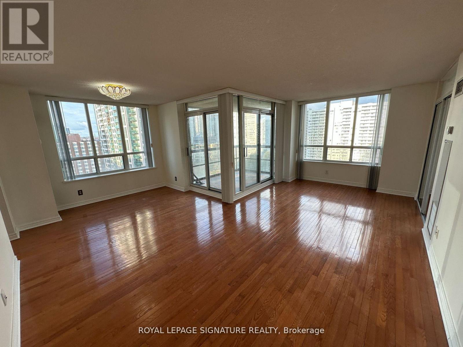 1803 - 156 Enfield Place, Mississauga, Ontario  L5B 4L8 - Photo 16 - W12990344