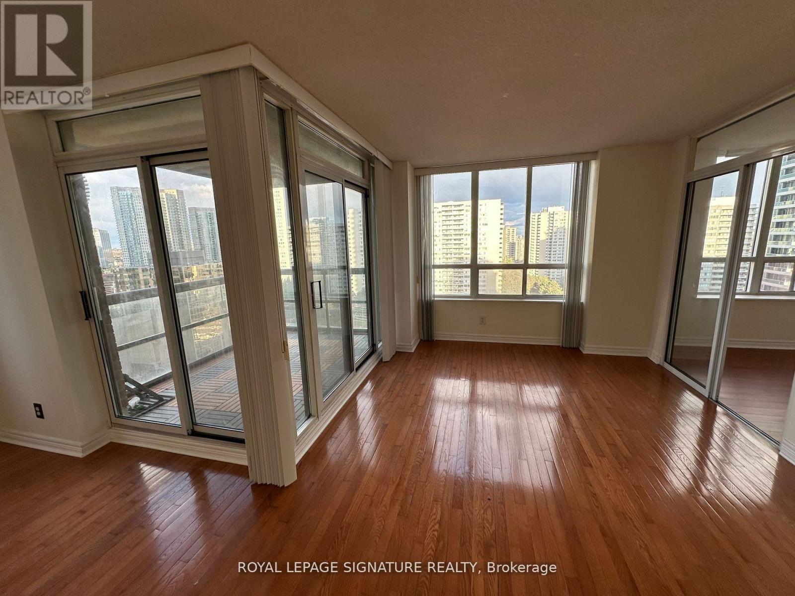 1803 - 156 Enfield Place, Mississauga, Ontario  L5B 4L8 - Photo 18 - W12990344