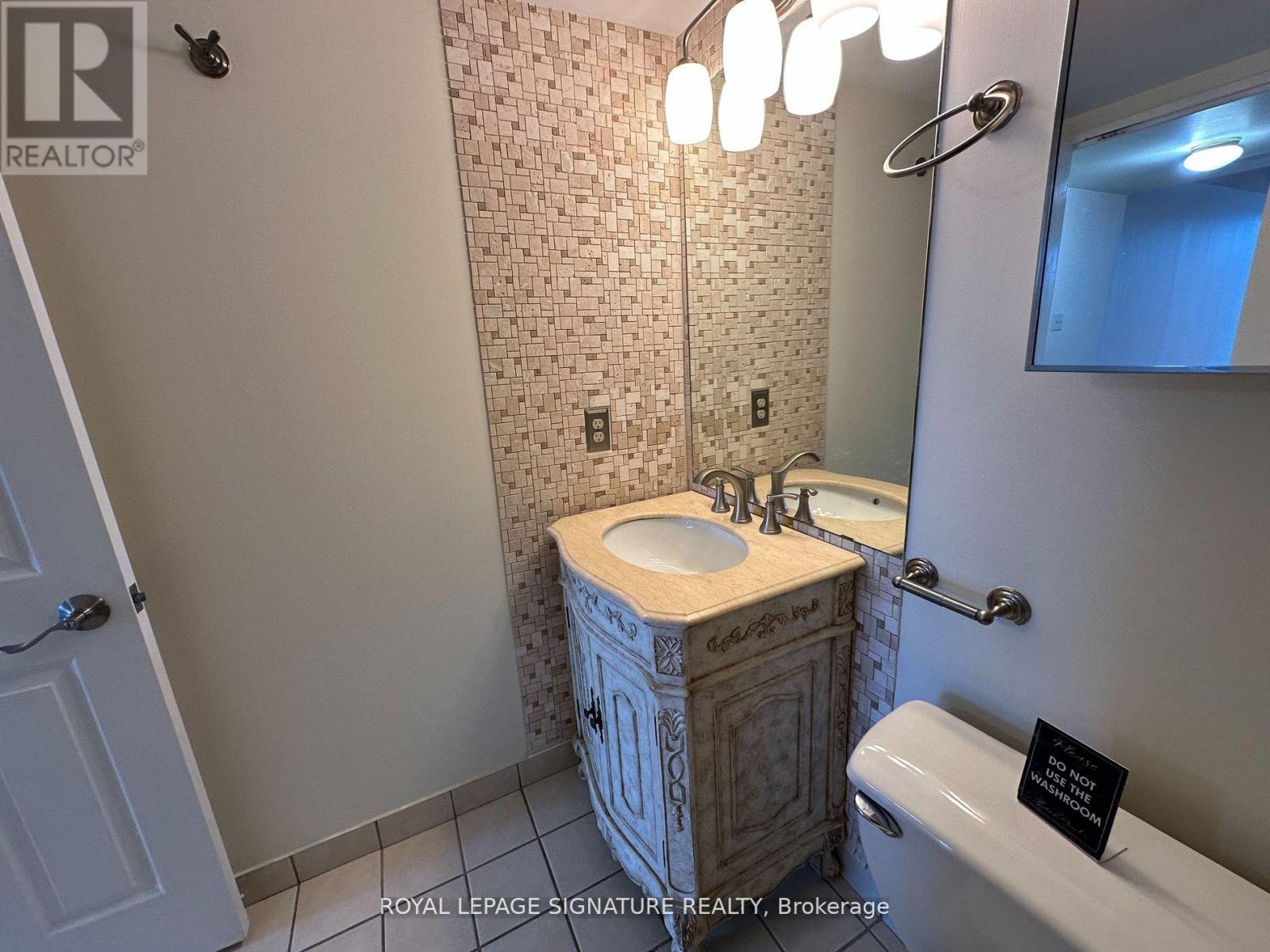 1803 - 156 Enfield Place, Mississauga, Ontario  L5B 4L8 - Photo 23 - W12990344