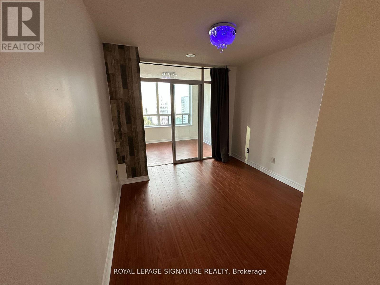 1803 - 156 Enfield Place, Mississauga, Ontario  L5B 4L8 - Photo 24 - W12990344