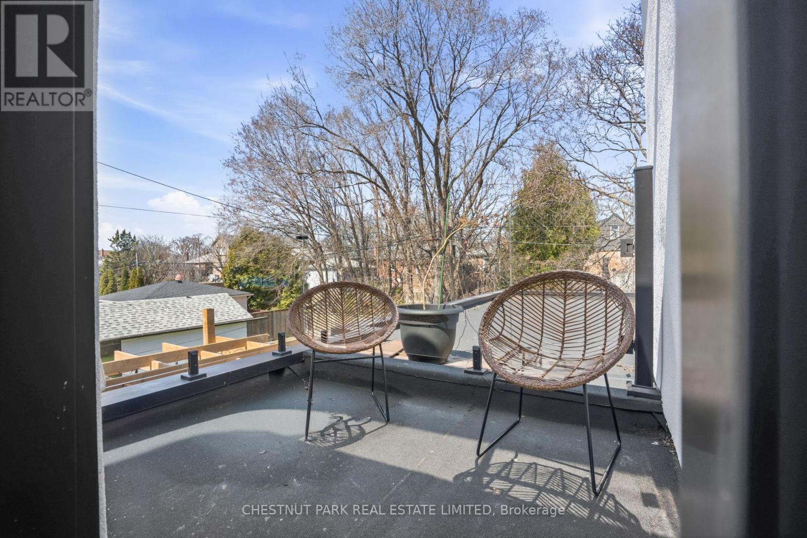 86 Edgecroft Road, Toronto, Ontario  M8Z 2C3 - Photo 26 - W12990396