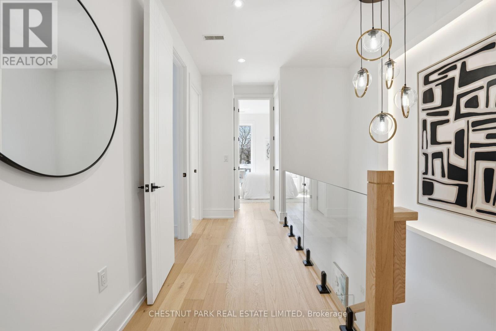 86 Edgecroft Road, Toronto, Ontario  M8Z 2C3 - Photo 32 - W12990396