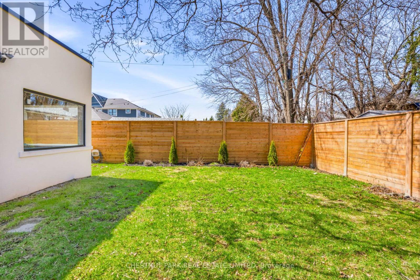 86 Edgecroft Road, Toronto, Ontario  M8Z 2C3 - Photo 49 - W12990396