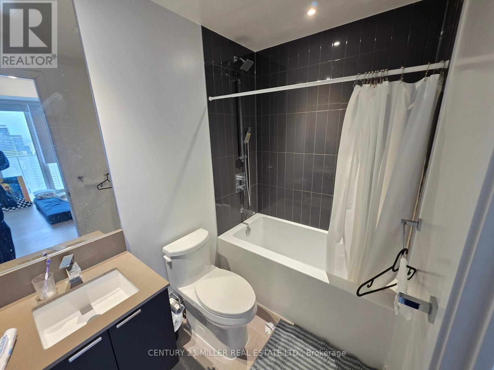 3801 - 3883 Quartz Road, Mississauga, Ontario  L5B 0M4 - Photo 12 - W12990406